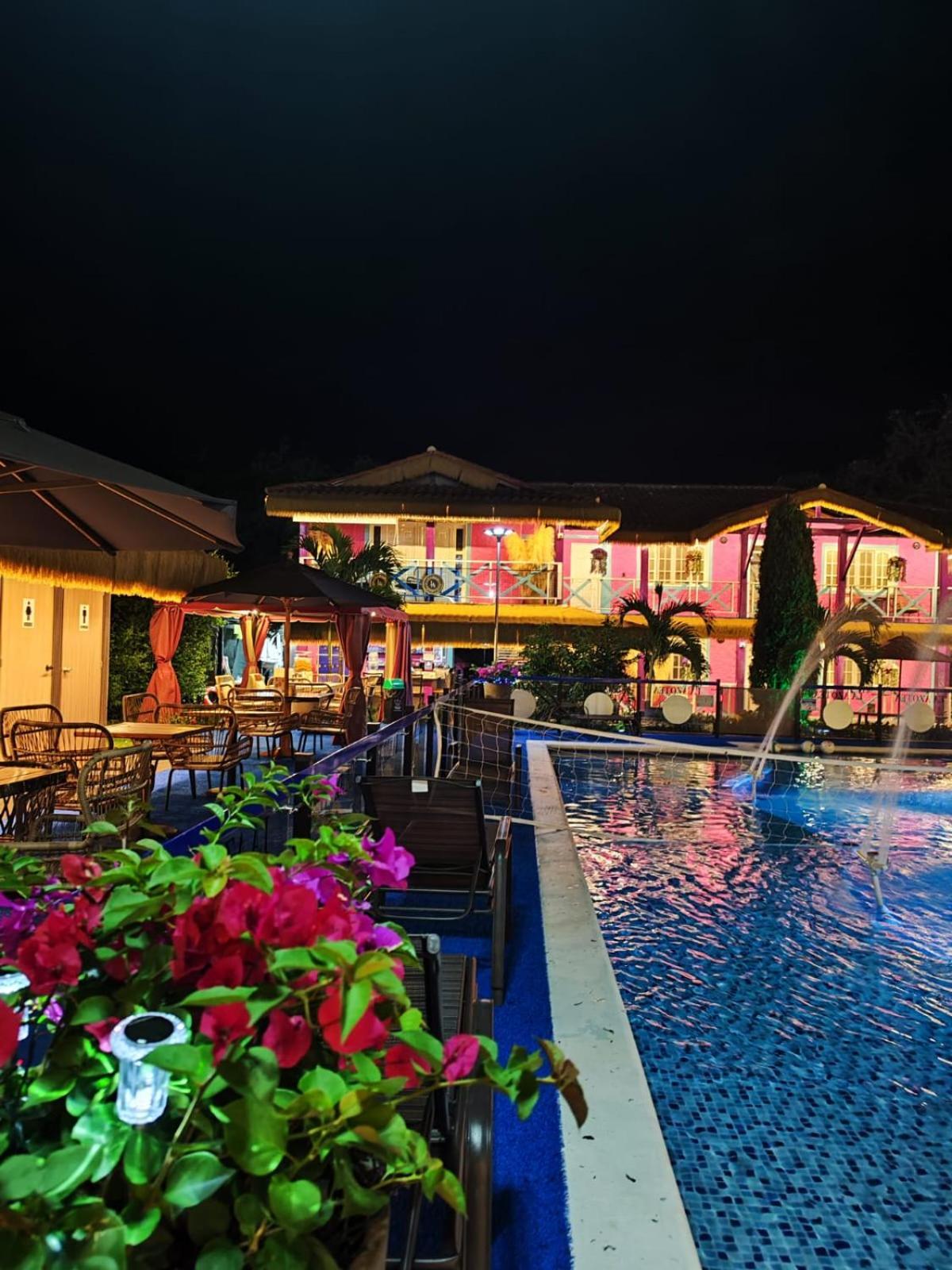 Hotel Restaurante La Azotea El Cerrito Esterno foto